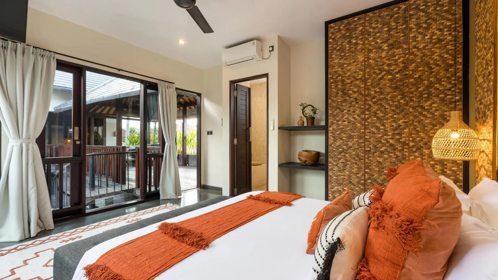 Villa Suvitha By Villa Finder Seminyak  Indonesia
