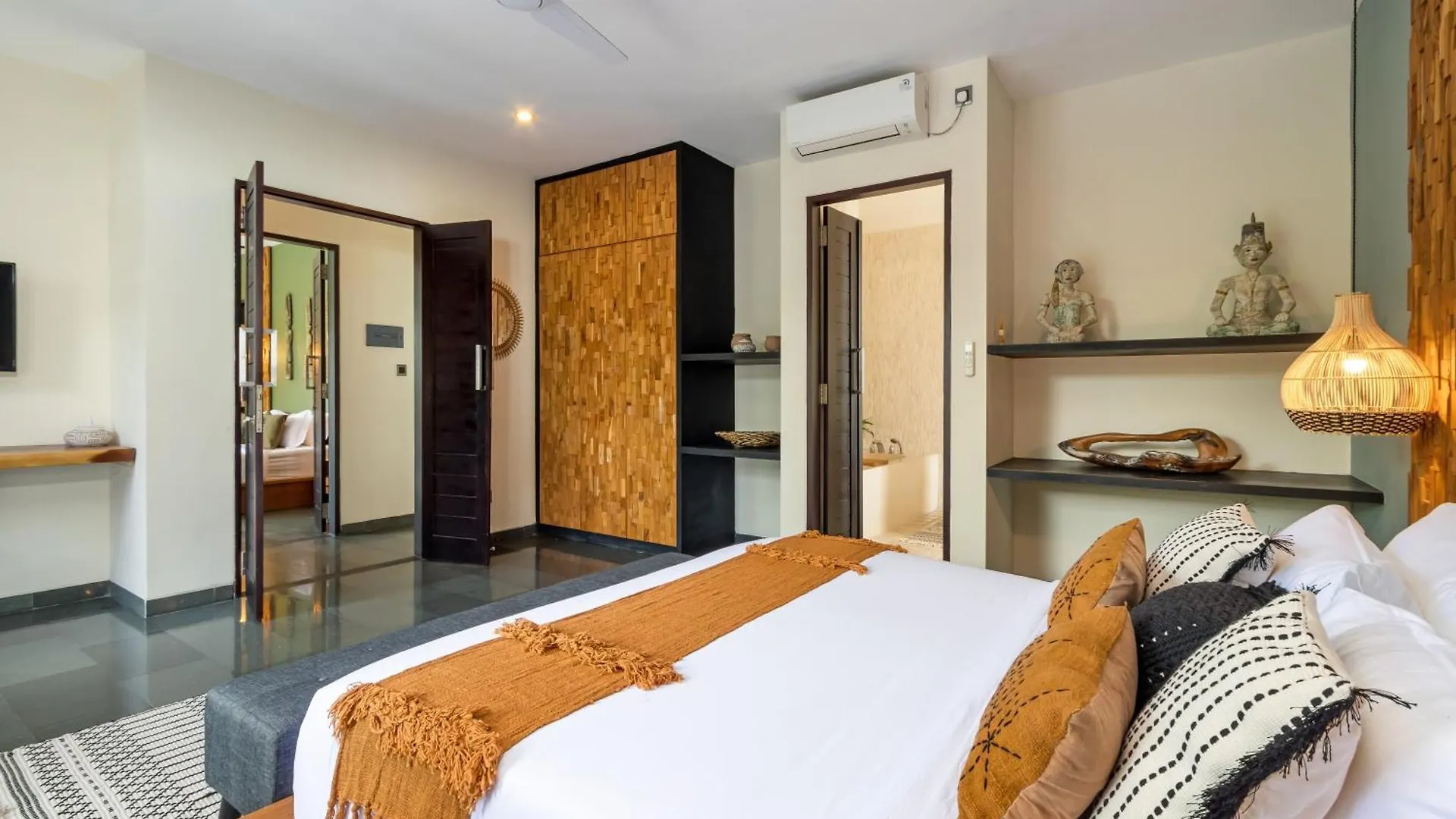 Villa Suvitha By Villa Finder Seminyak  0*, Seminyak (Bali) Indonesia