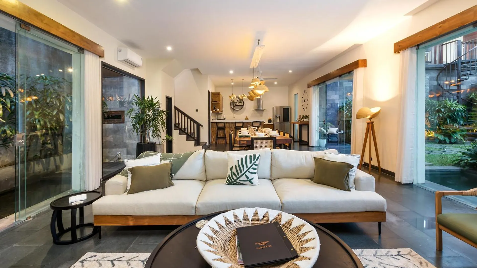 Villa Suvitha By Villa Finder Seminyak
